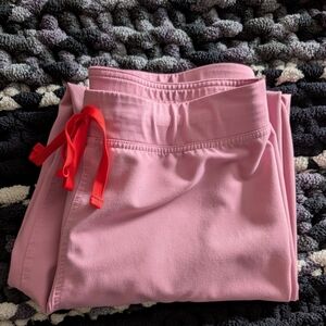 Figs Livingston Chalk Pink